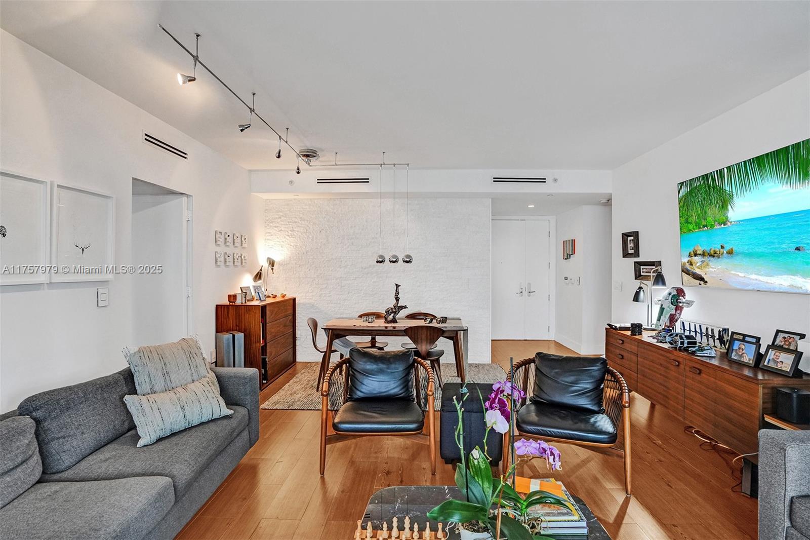 901 Brickell Key Blvd #1505, Miami FL 33131