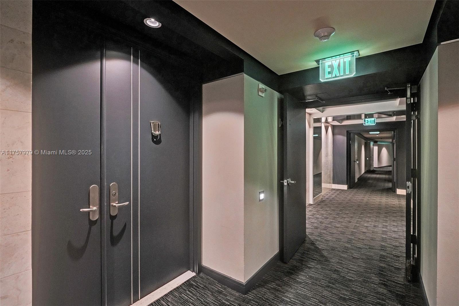 901 Brickell Key Blvd #1505, Miami FL 33131