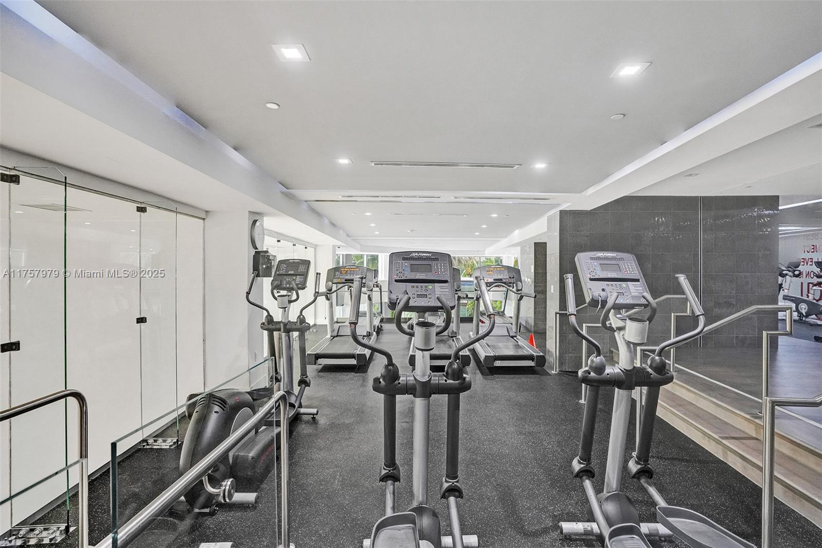 901 Brickell Key Blvd #1505, Miami FL 33131