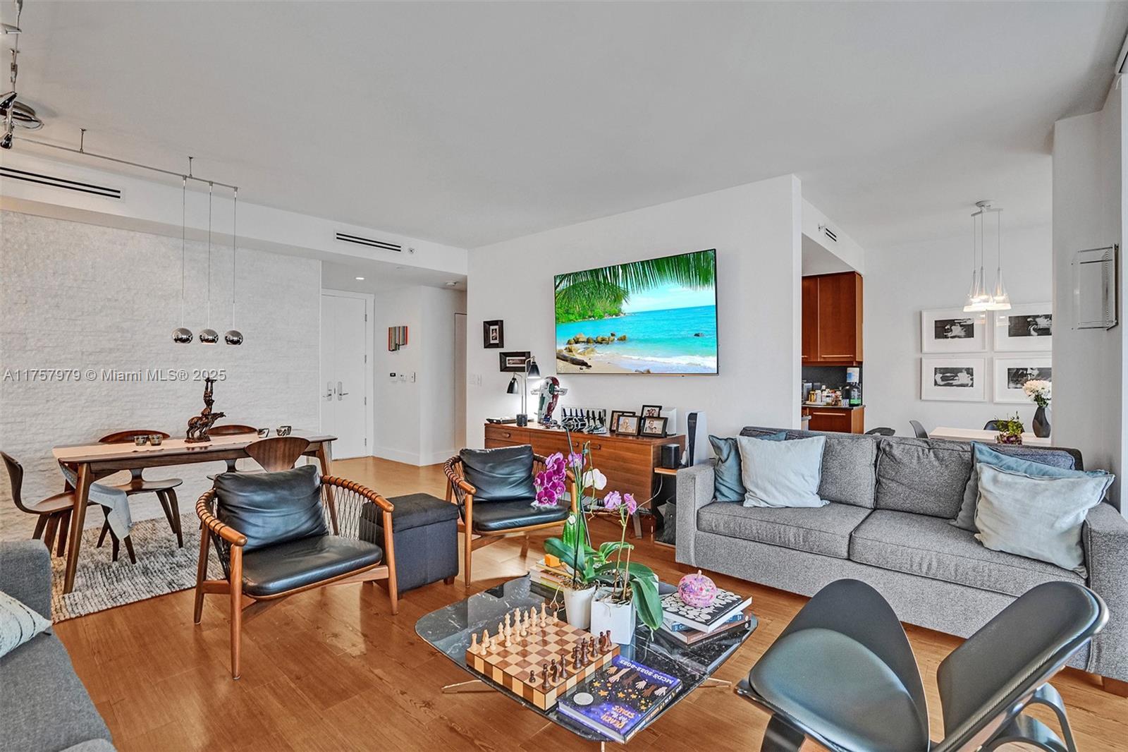 901 Brickell Key Blvd #1505, Miami FL 33131