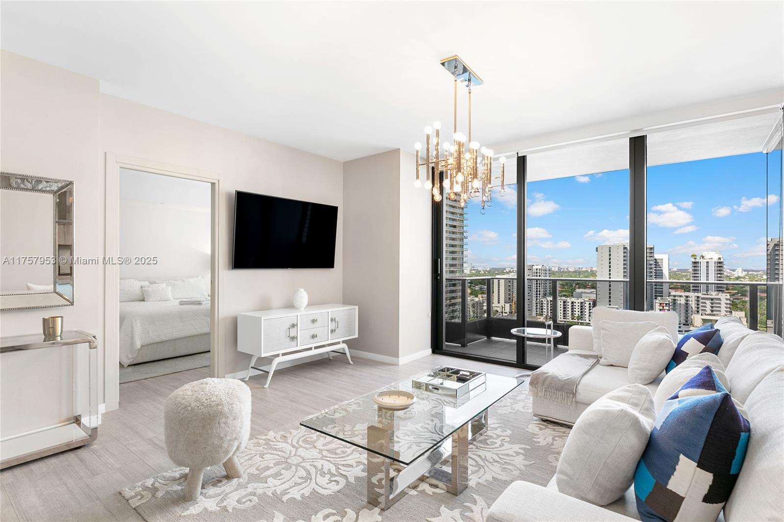 Beautifull 1-BED / 1.5-BATH residence in Brickell’s prestigious Flatiron tower by Ugo Colombo. This stunning residence features top-of-the-line Miele appliances, Missoni wallpaper, beautifully built-in closets, floor-to-ceiling windows, stylish finishes, and 1 valet parking space. Enjoy phenomenal world-class amenities including 2 pools (1 on the rooftop), gym, spa, sauna, jacuzzi, steam rooms, private movie theater, billiards room, children's play area, doorman, and 24-hour concierge. Located in the heart of Miami’s Brickell neighborhood with direct access to Miami’s best restaurants, shopping centers, and nightlife.