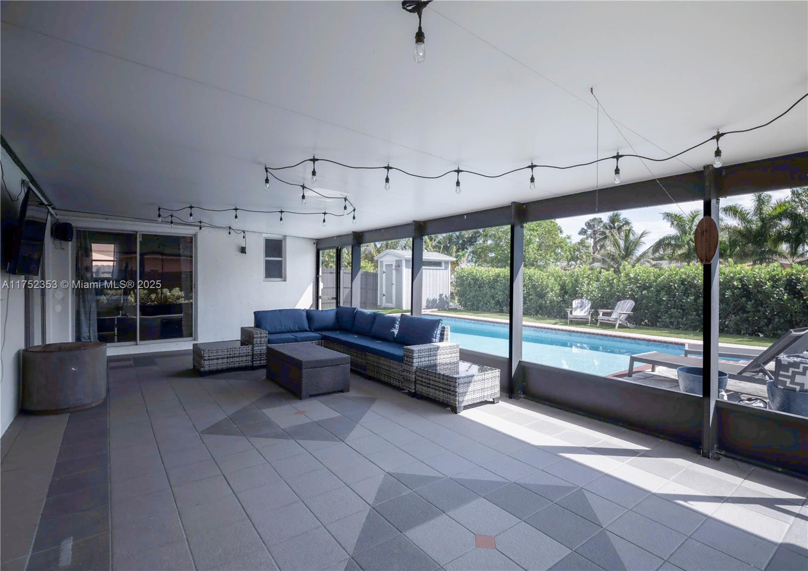 12330 NW 30th St, Sunrise, Florida image 23