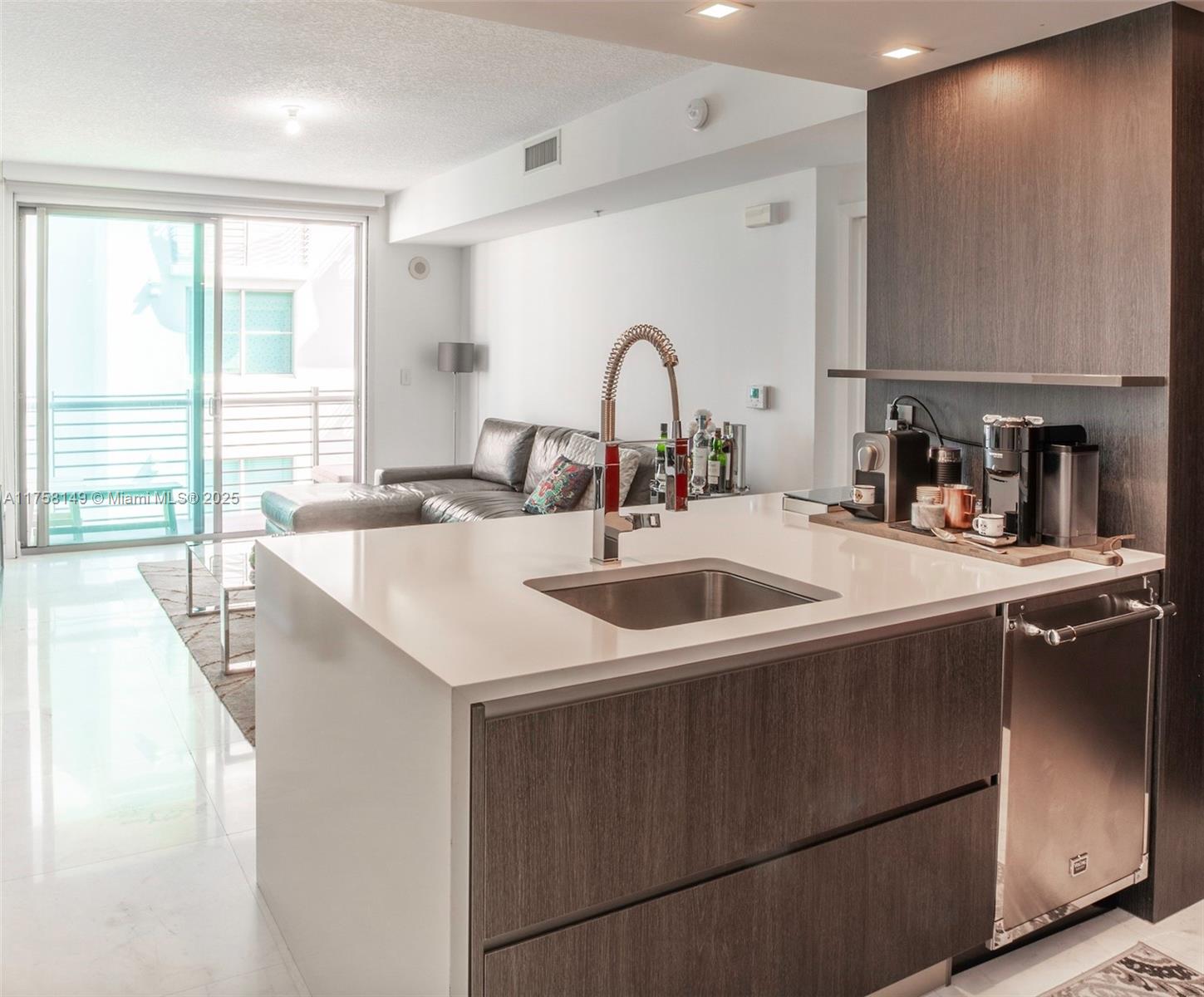 , Miami Beach FL 33139