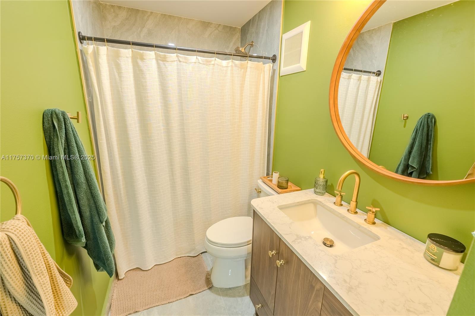 Listing Photo 11