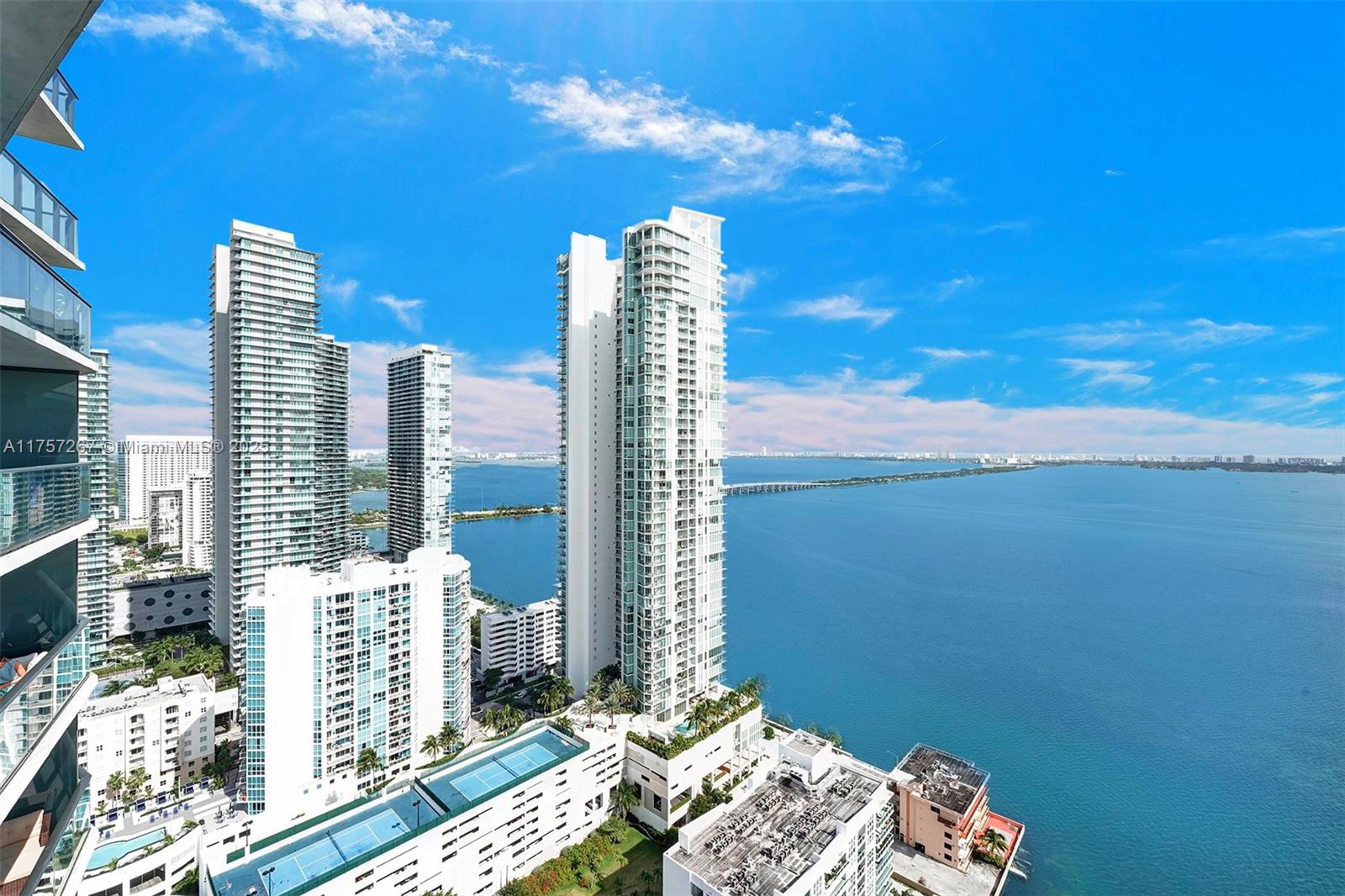 460 NE 28th St #3403, Miami FL 33137