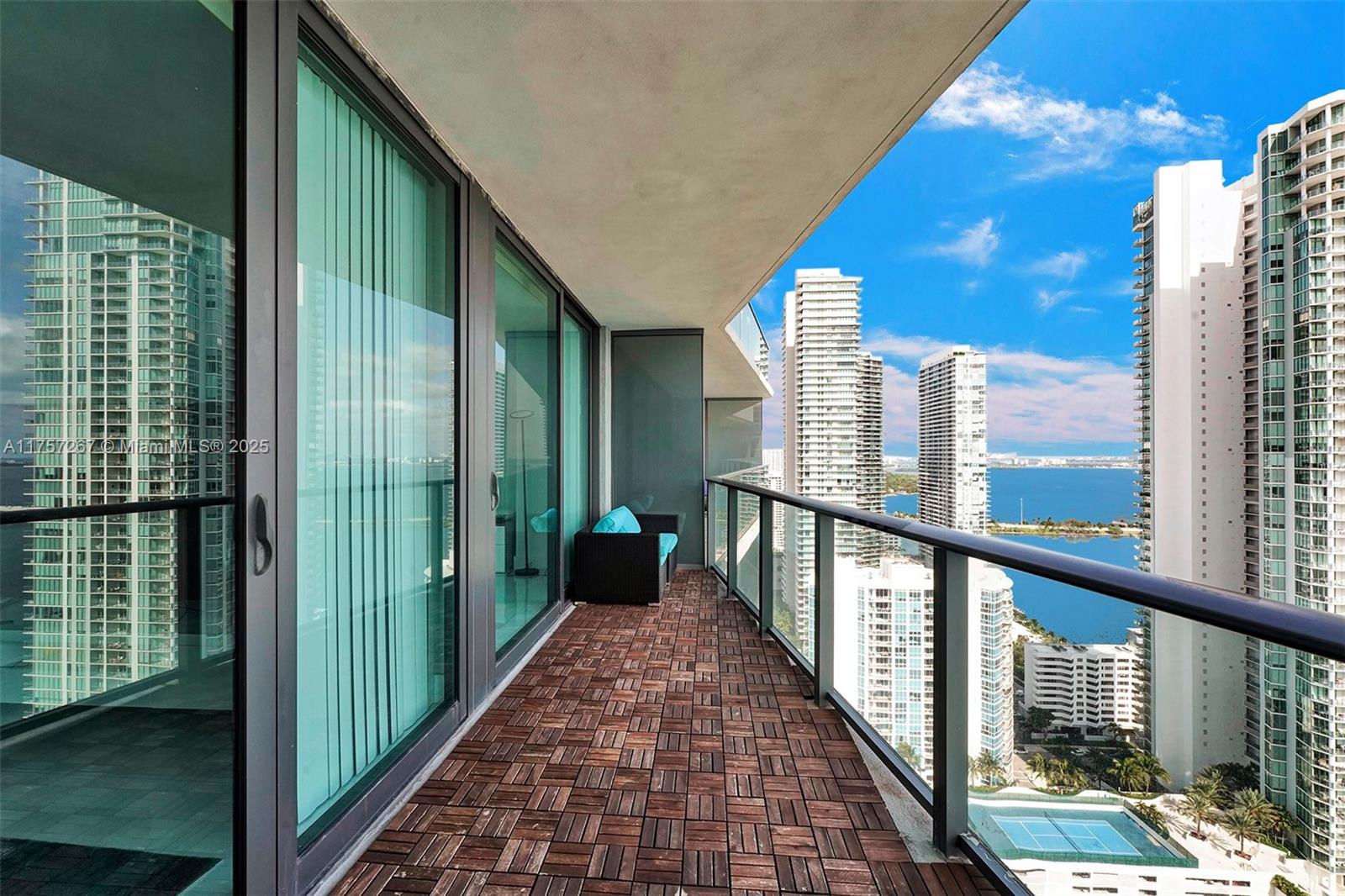 460 NE 28th St #3403, Miami FL 33137