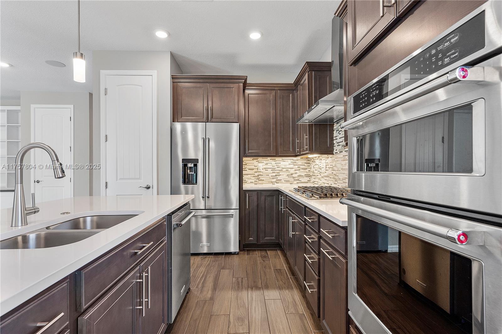 4510 Pinehurst Trl W, Oakland Park, Florida image 18