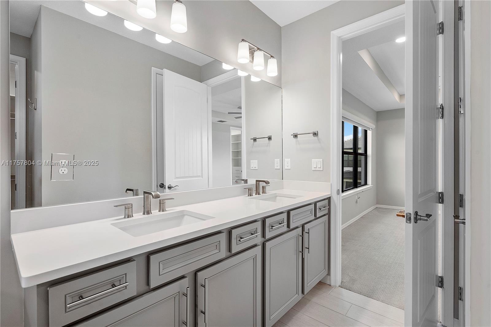 4510 Pinehurst Trl W, Oakland Park, Florida image 43