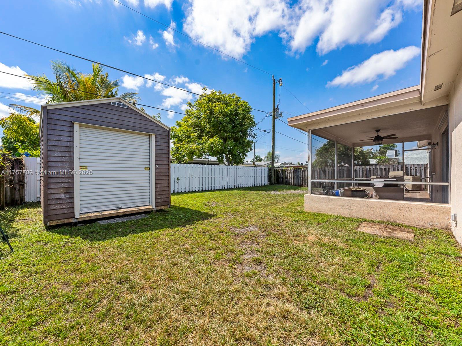 9636 NW 26th St, Sunrise, Florida image 21