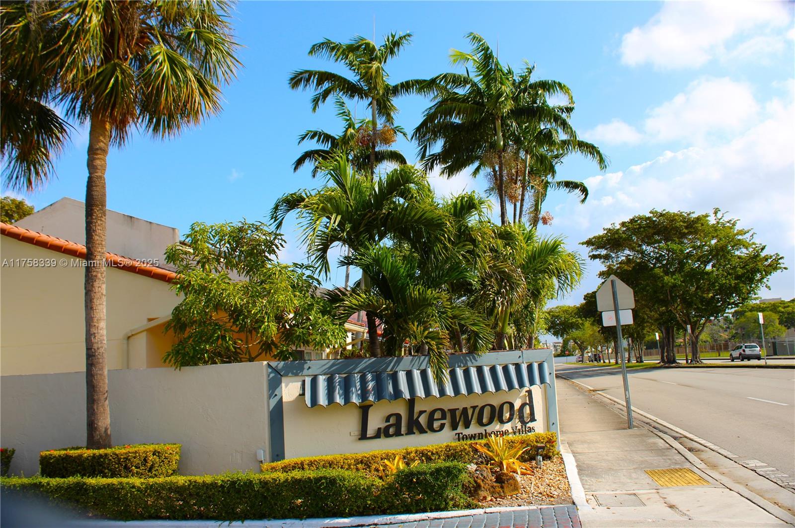 1326 SW 124th Pl, Miami, Florida image 4