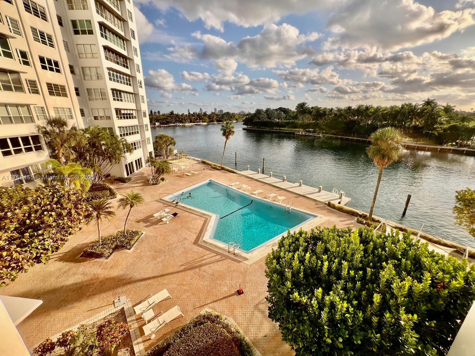 9102 W Bay Harbor Dr #4-C, Bay Harbor Islands, Florida image 12
