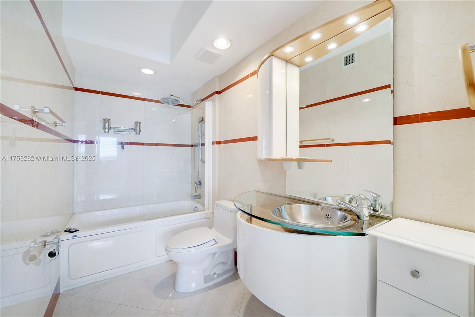 110 Washington Ave #2607, Miami Beach FL 33139