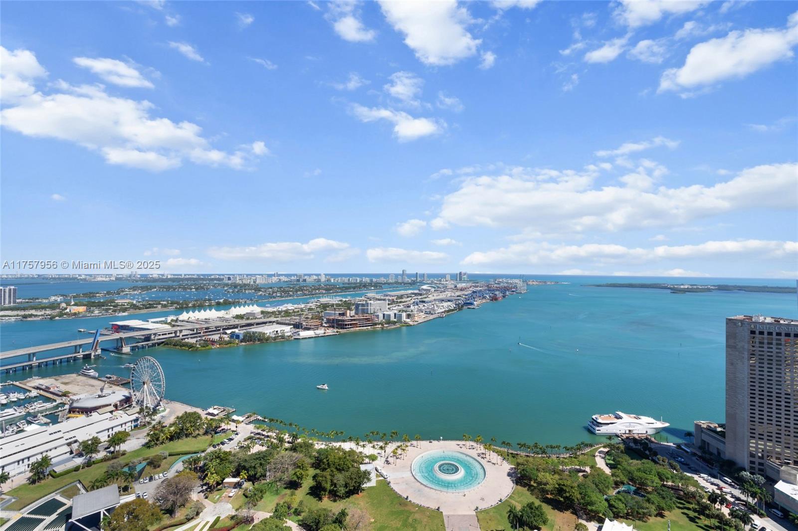 Condo for Sale in Miami, FL
