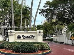 Residential, Sunny Isles Beach, Florida image 13