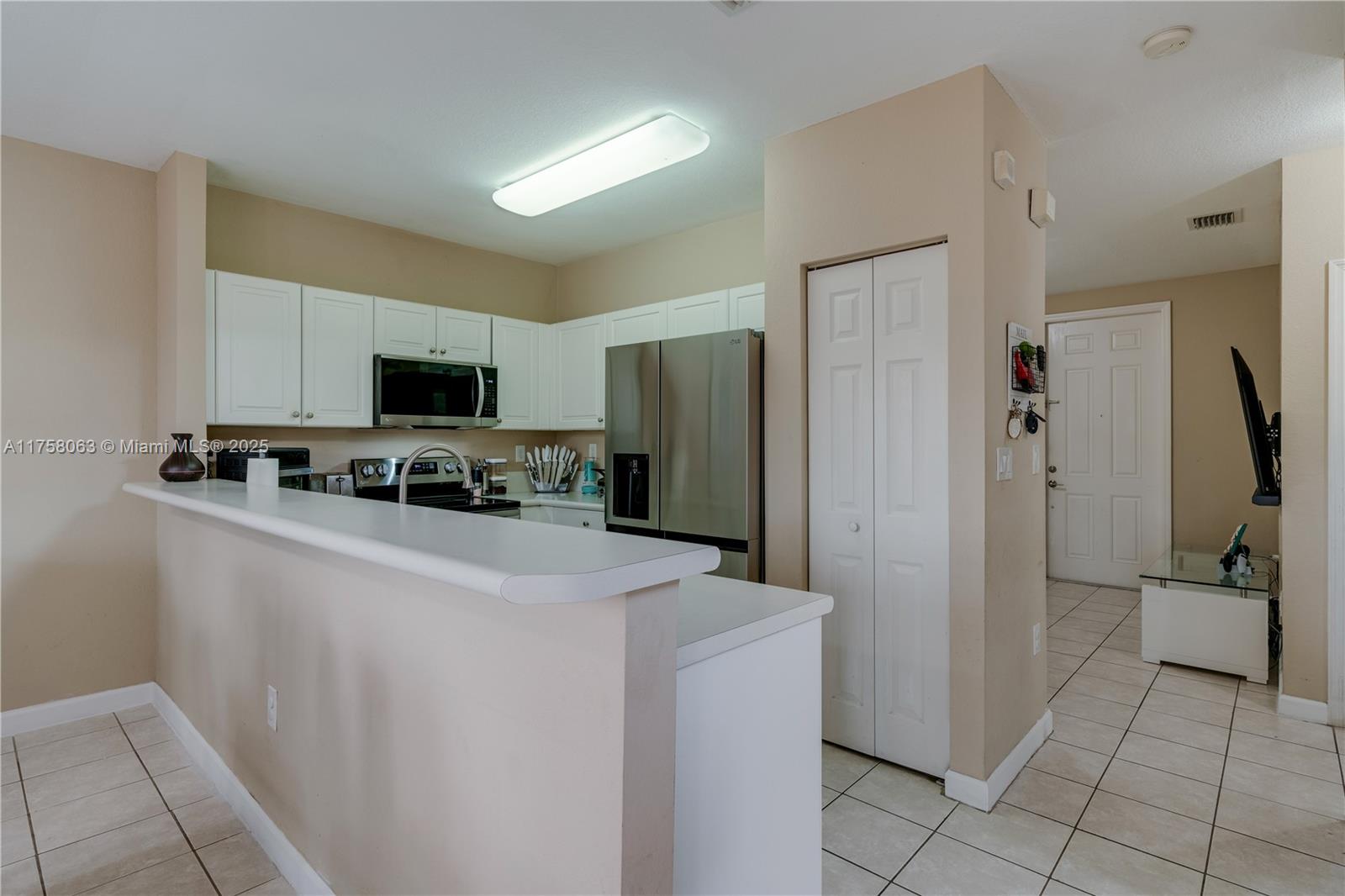 4196 NE 9th St, Homestead, Florida image 10