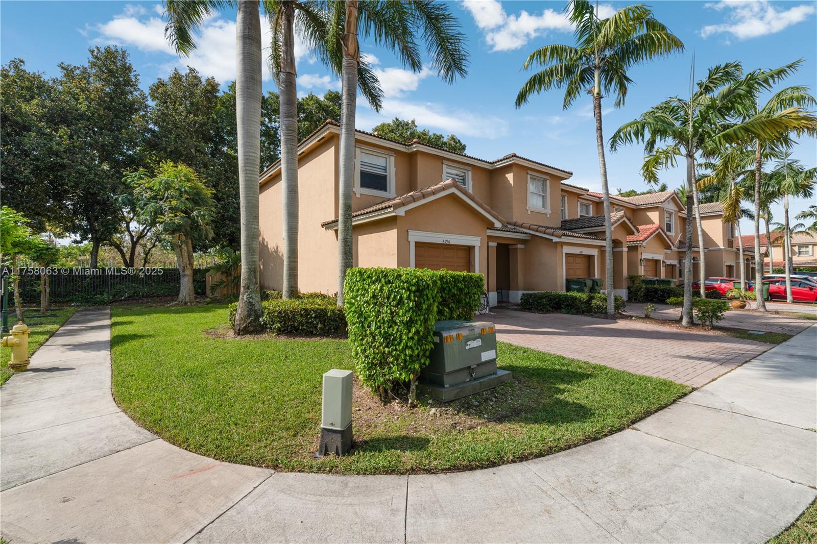 4196 NE 9th St, Homestead, Florida image 31