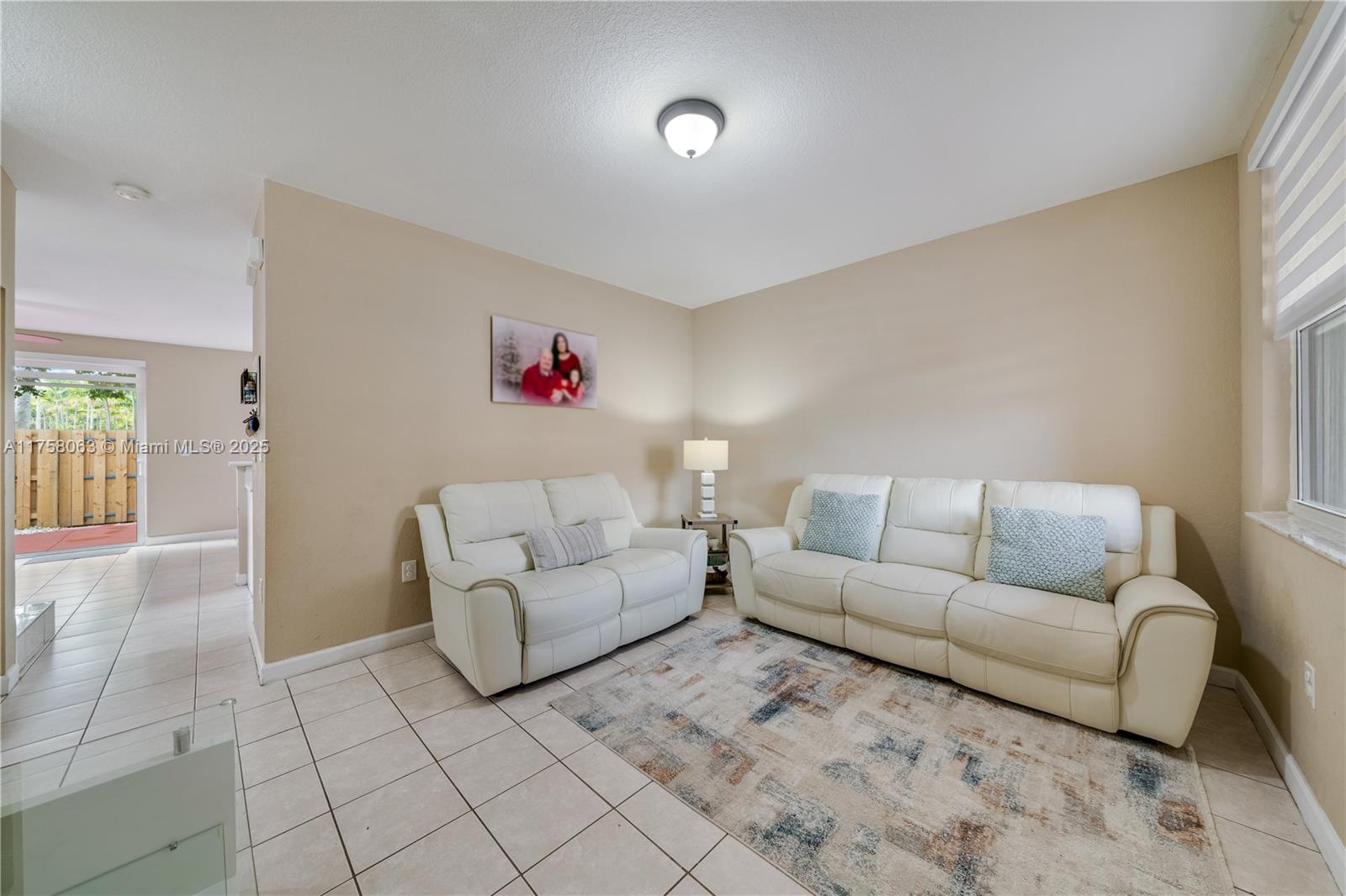 4196 NE 9th St, Homestead, Florida image 4