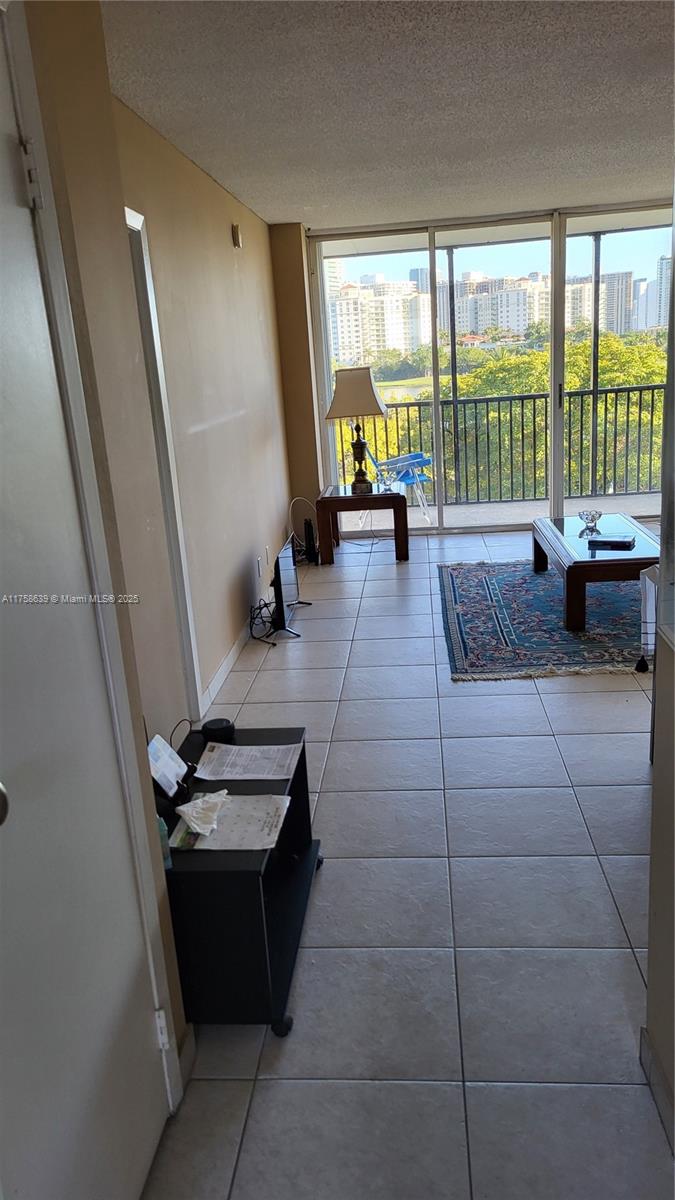 3475 N Country Club Dr #610, Aventura, Florida image 11