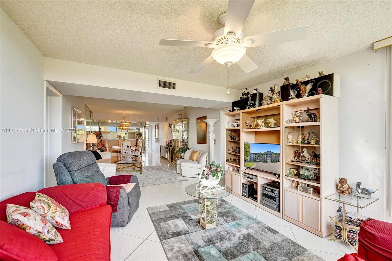 1514 Whitehall Dr #405, Davie, Florida image 30