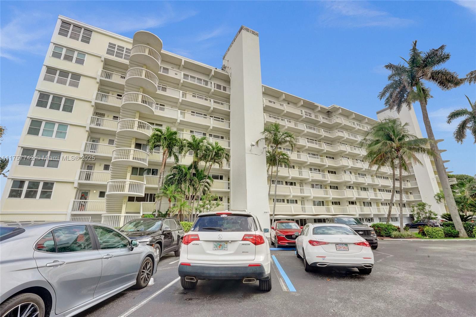 500 SE 21st Ave #308, Deerfield Beach, Florida image 32