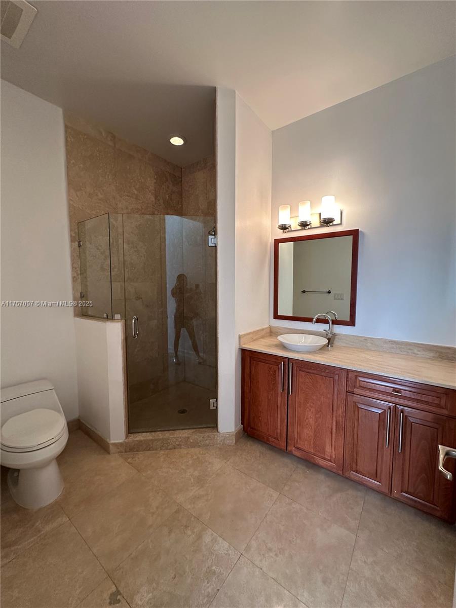 1805 Ponce De Leon Blvd #827, Coral Gables, Florida image 13