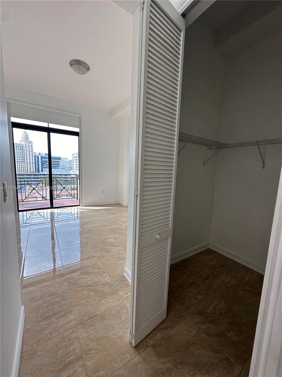 1805 Ponce De Leon Blvd #827, Coral Gables, Florida image 14