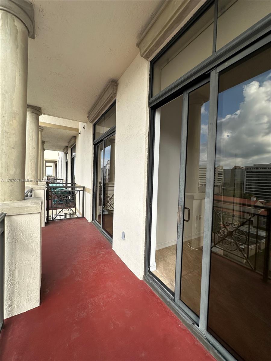1805 Ponce De Leon Blvd #827, Coral Gables, Florida image 20