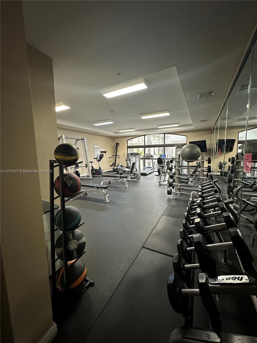 1805 Ponce De Leon Blvd #827, Coral Gables, Florida image 26