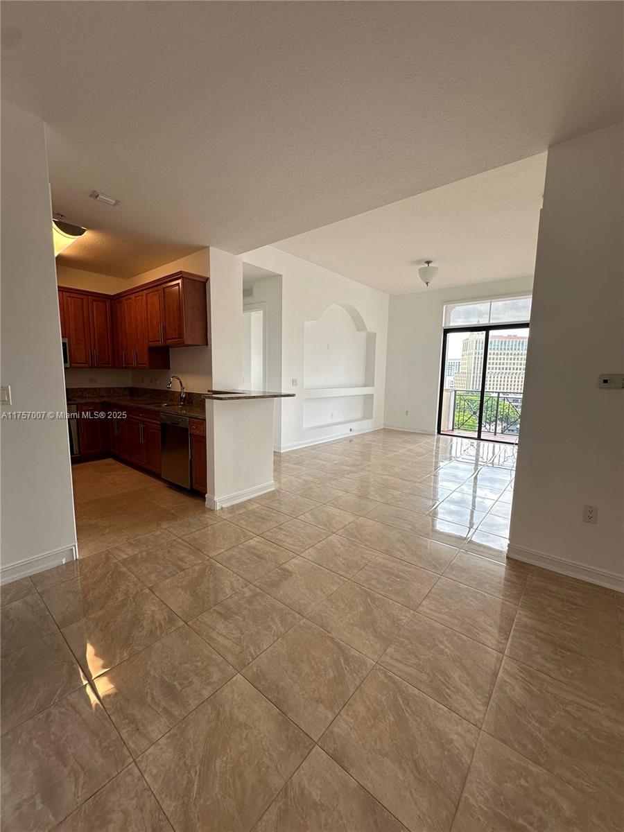 1805 Ponce De Leon Blvd #827, Coral Gables, Florida image 8