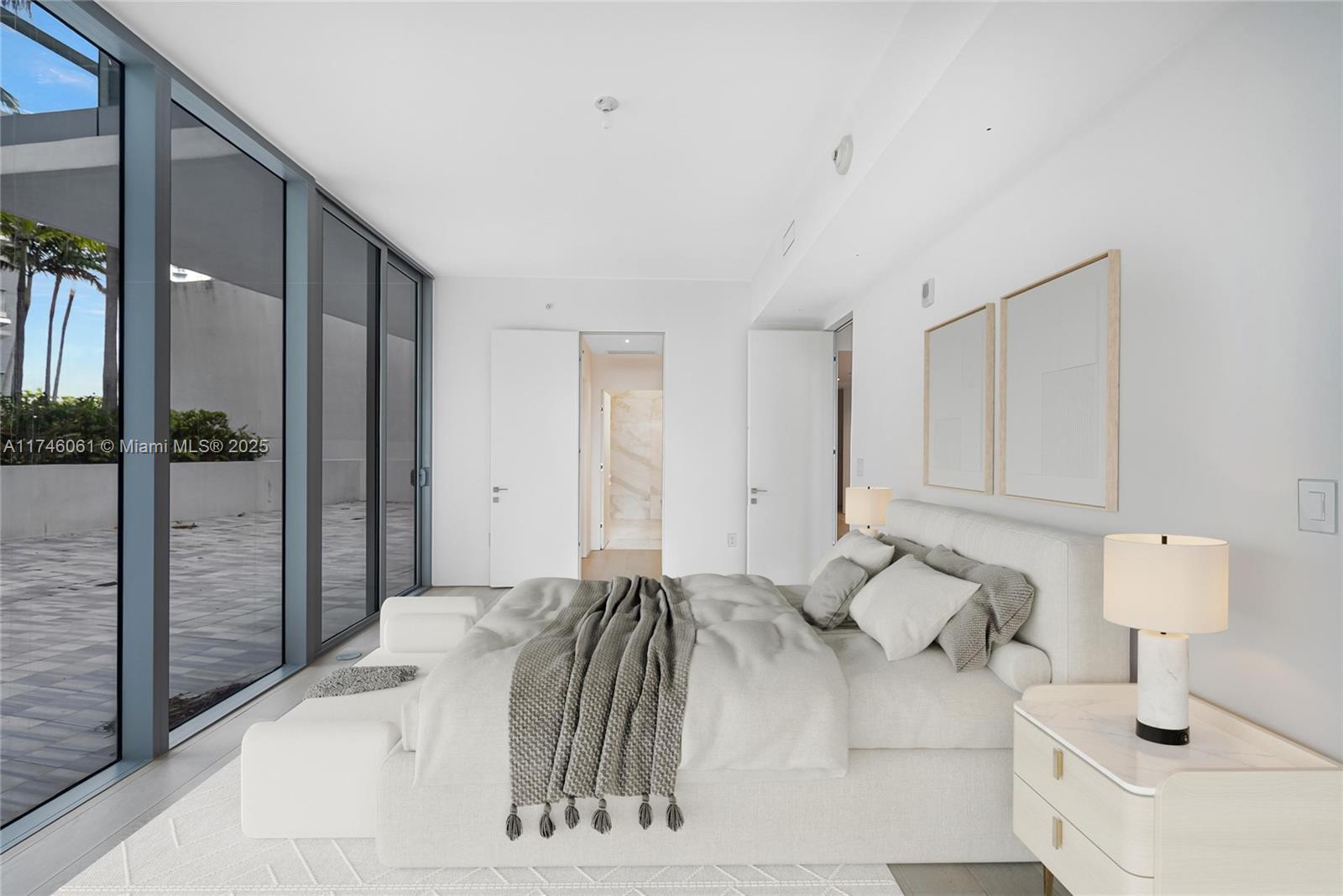 801 S Pointe Dr #204, Miami Beach FL 33139