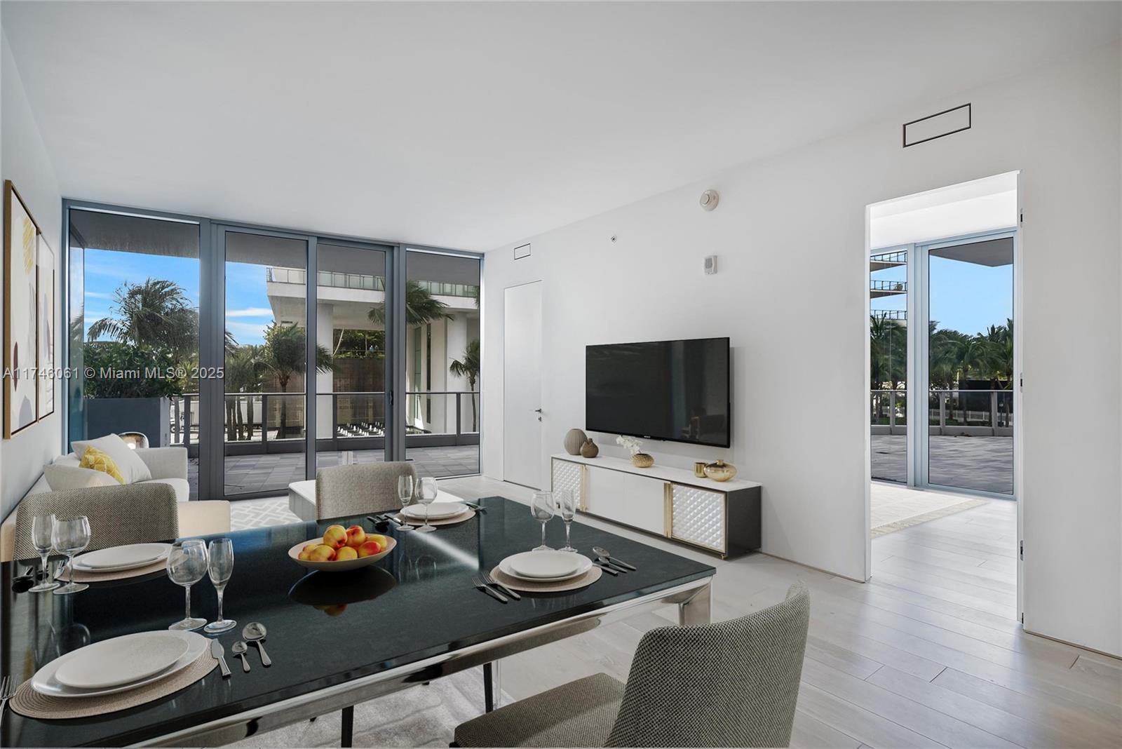 801 S Pointe Dr #204, Miami Beach FL 33139