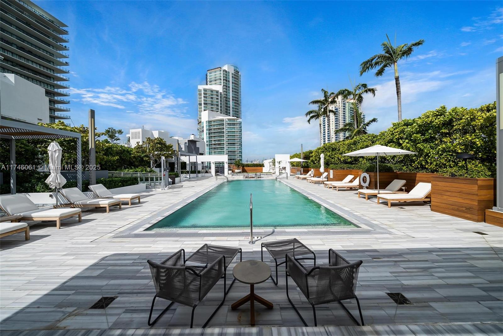 801 S Pointe Dr #204, Miami Beach FL 33139