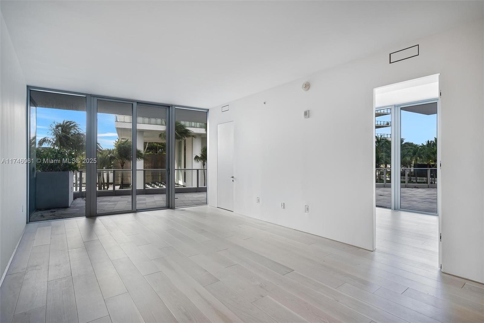 801 S Pointe Dr #204, Miami Beach FL 33139