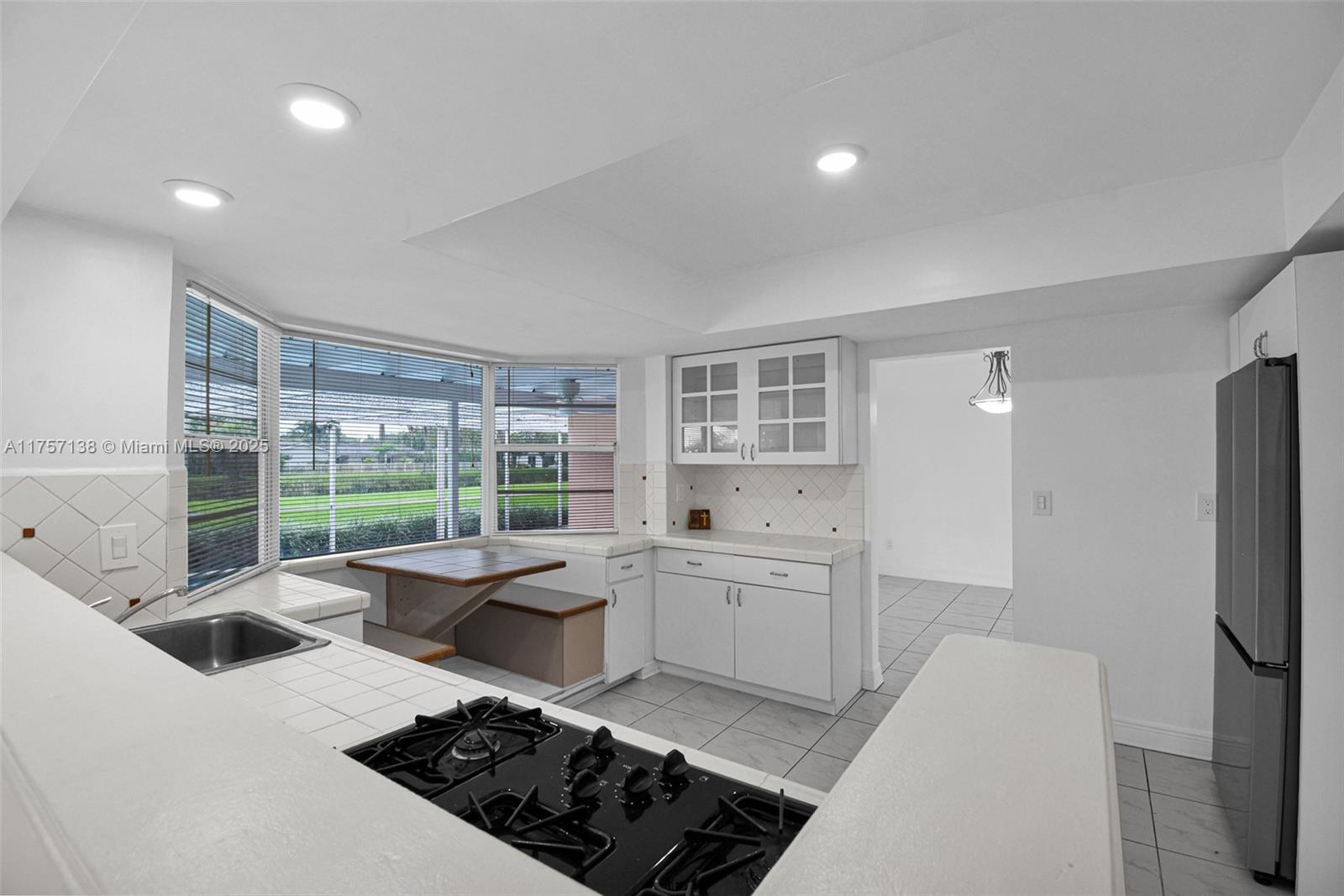 Listing Photo 18