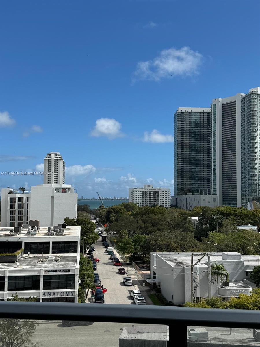 , Miami FL 33137