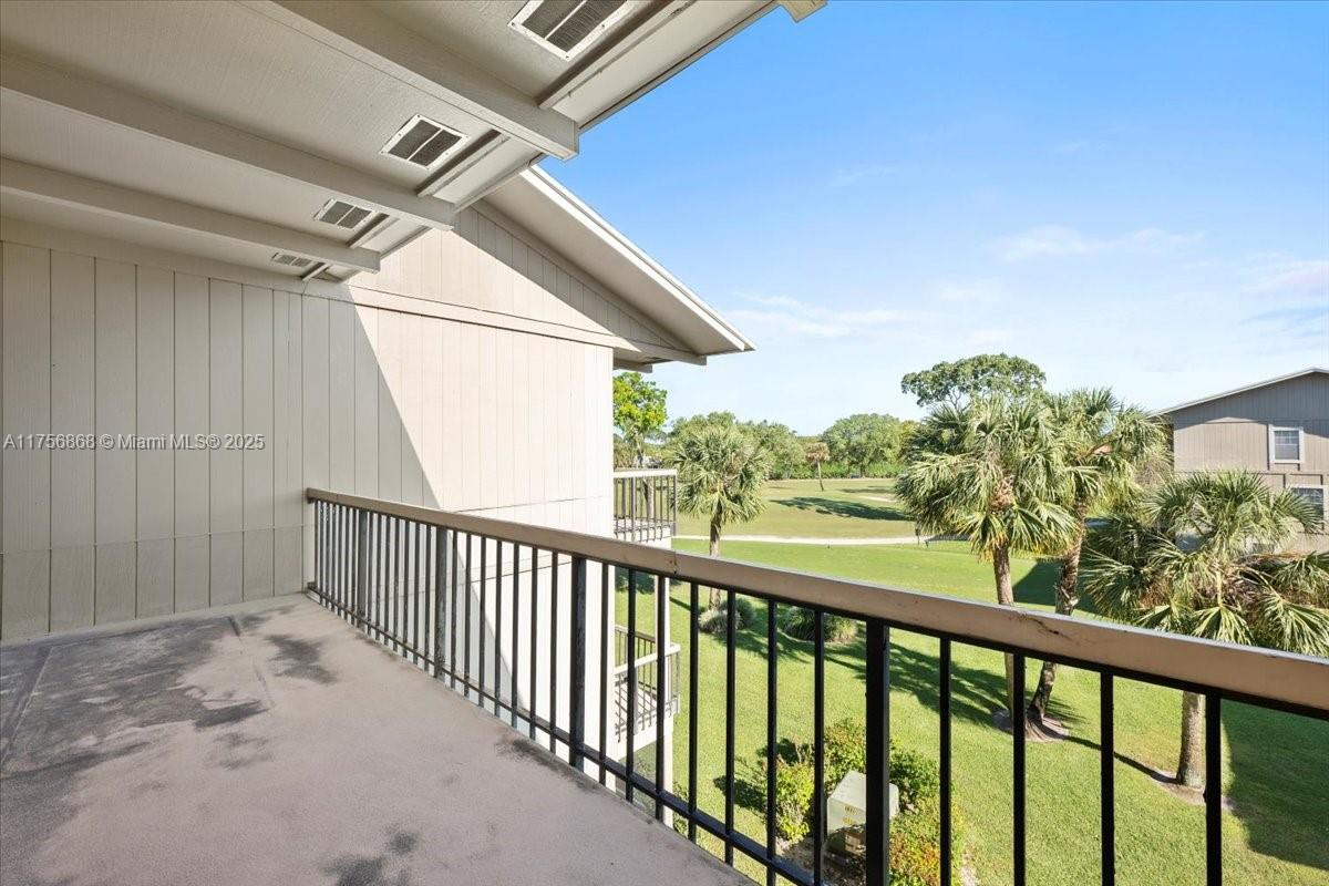 18369 SE Wood Haven Ln #J, Jupiter, Florida image 19