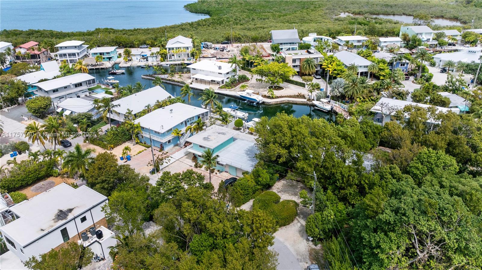 228 - 230 Apache St, Plantation Key, Florida image 34