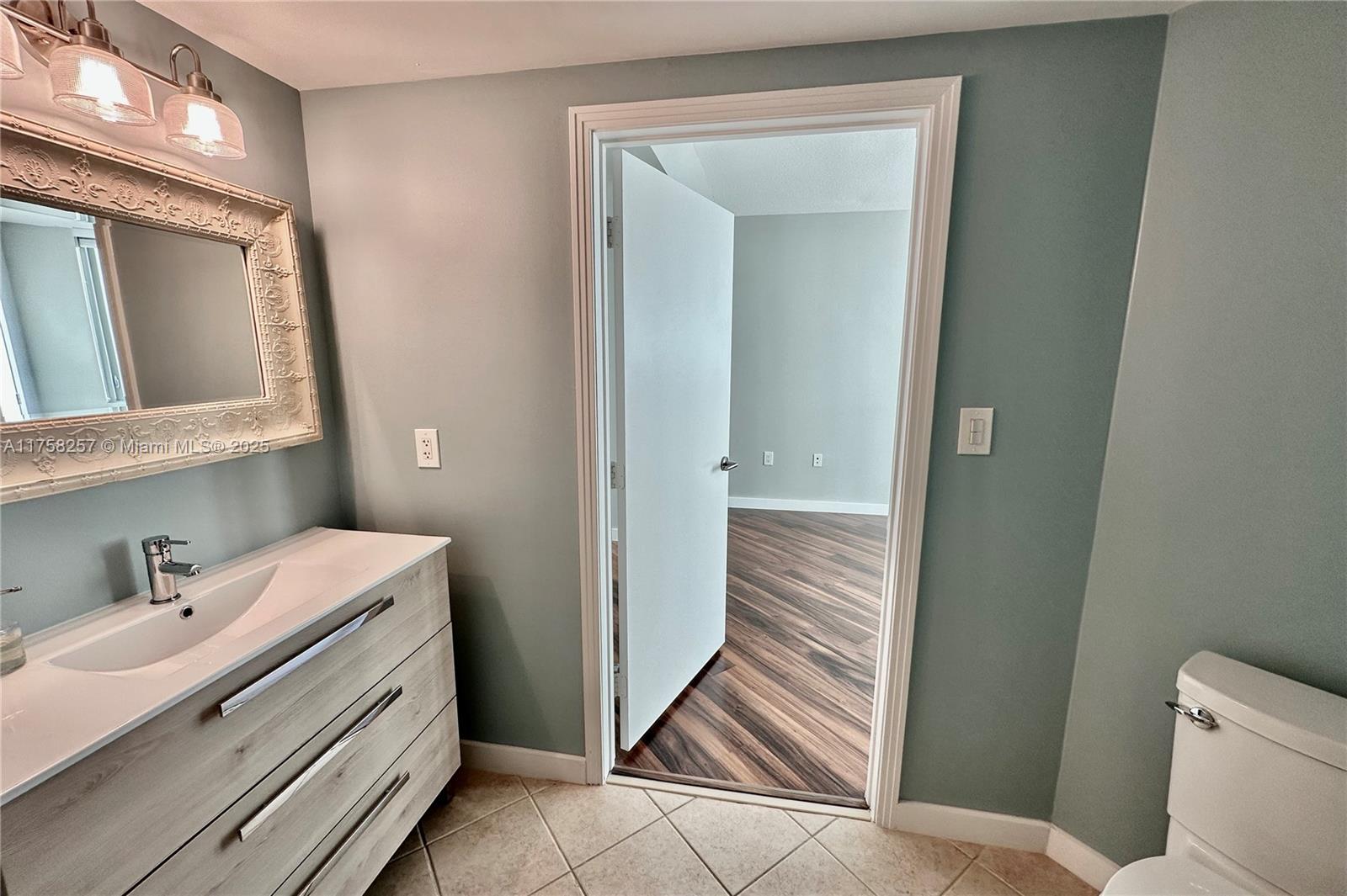 9066 SW 73rd Ct #1210, Pinecrest, Florida image 19