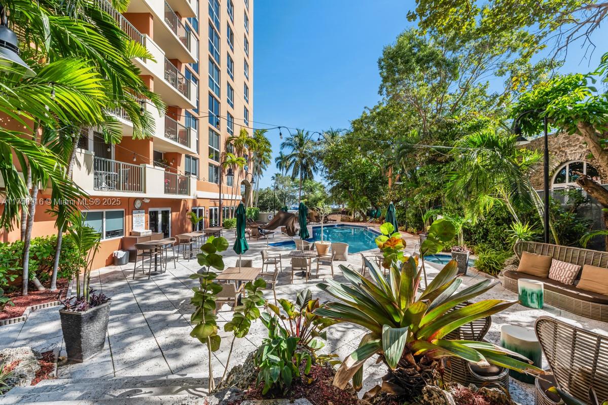 2951 S Bayshore Dr #917, Miami FL 33133