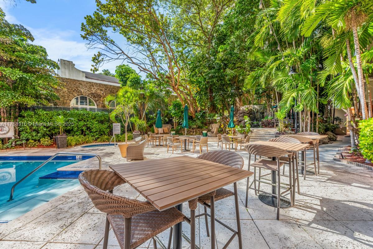 2951 S Bayshore Dr #917, Miami FL 33133