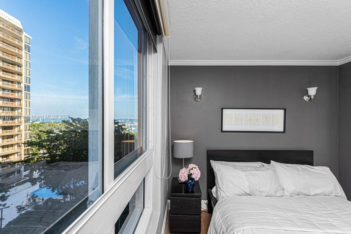 2951 S Bayshore Dr #917, Miami FL 33133