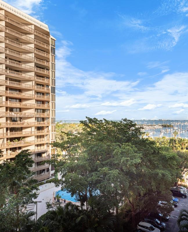 2951 S Bayshore Dr #917, Miami FL 33133