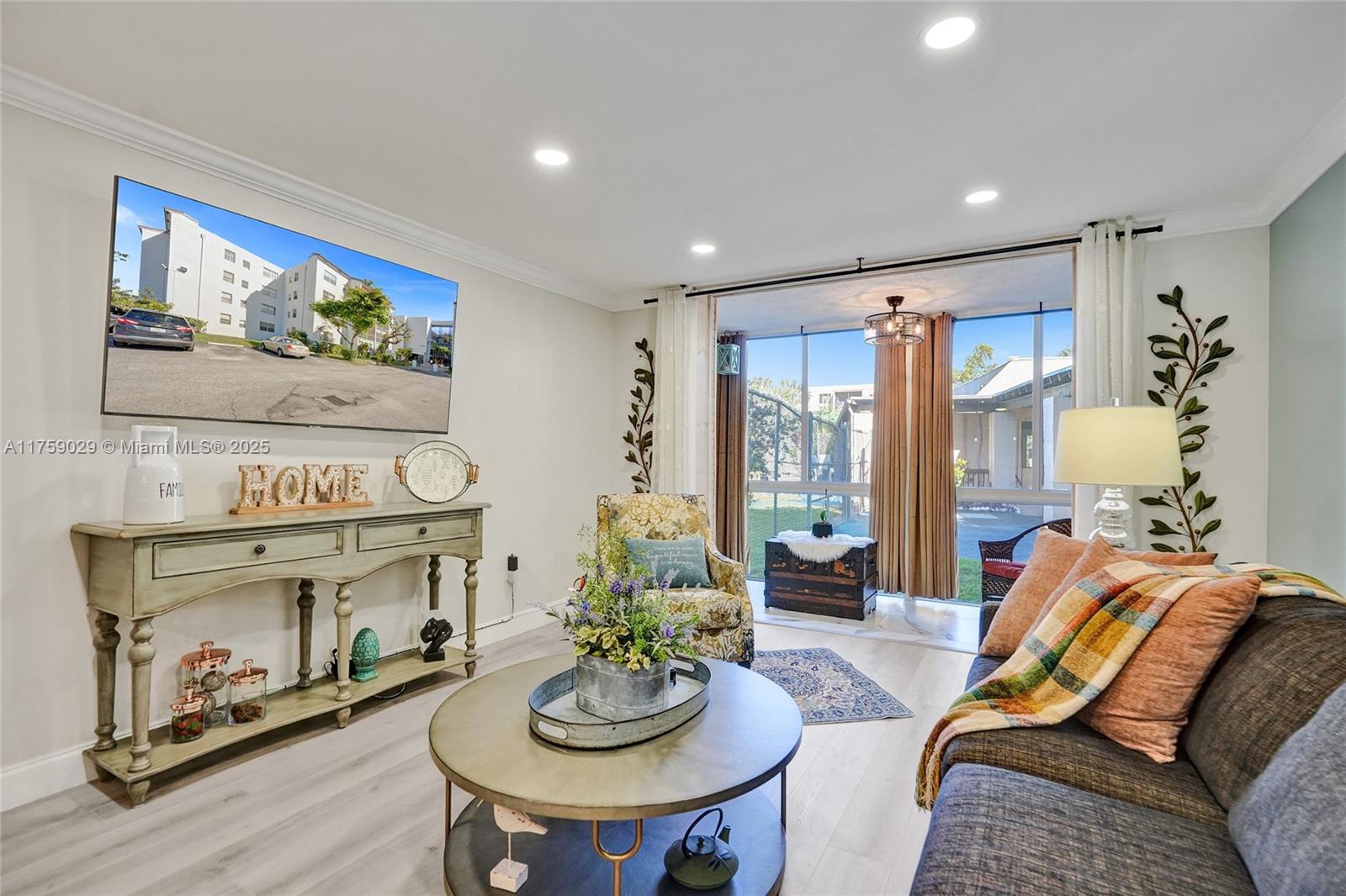 2800 Somerset Dr #112J, Lauderdale Lakes, Florida image 14
