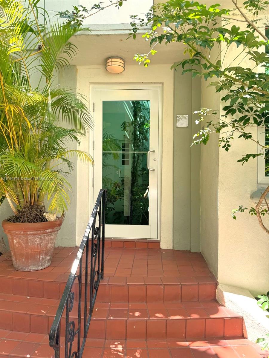 Listing Photo 8
