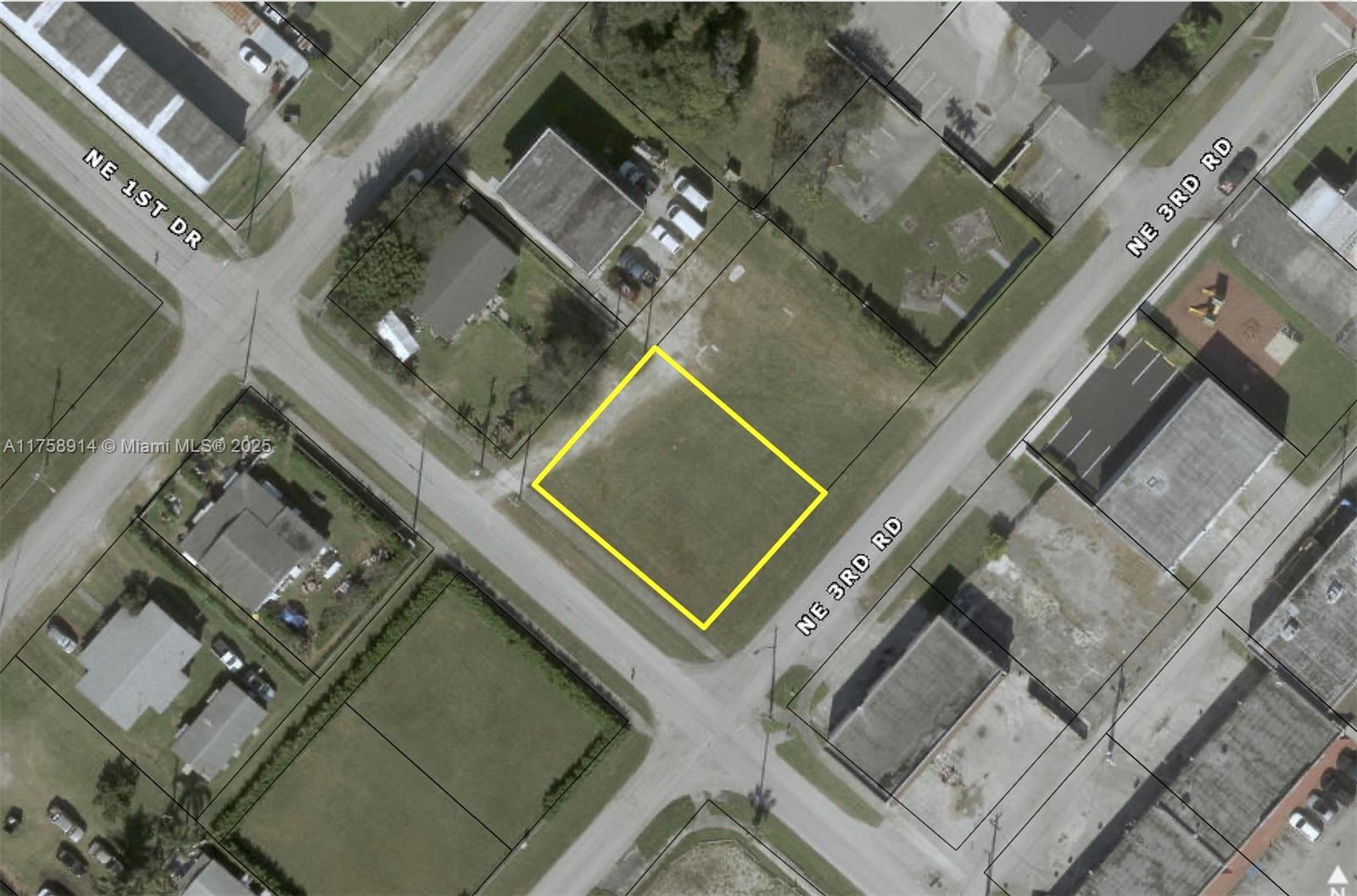 106 NE 3rd Ave, Homestead, Florida image 1