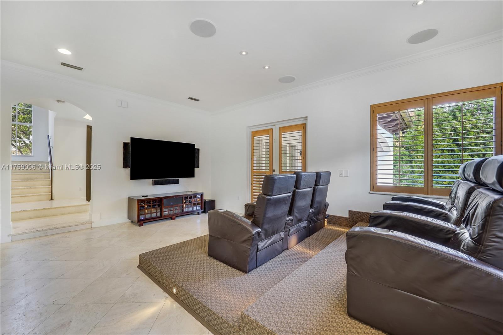 16763 NW 77th Path, Miami Lakes, Florida image 16