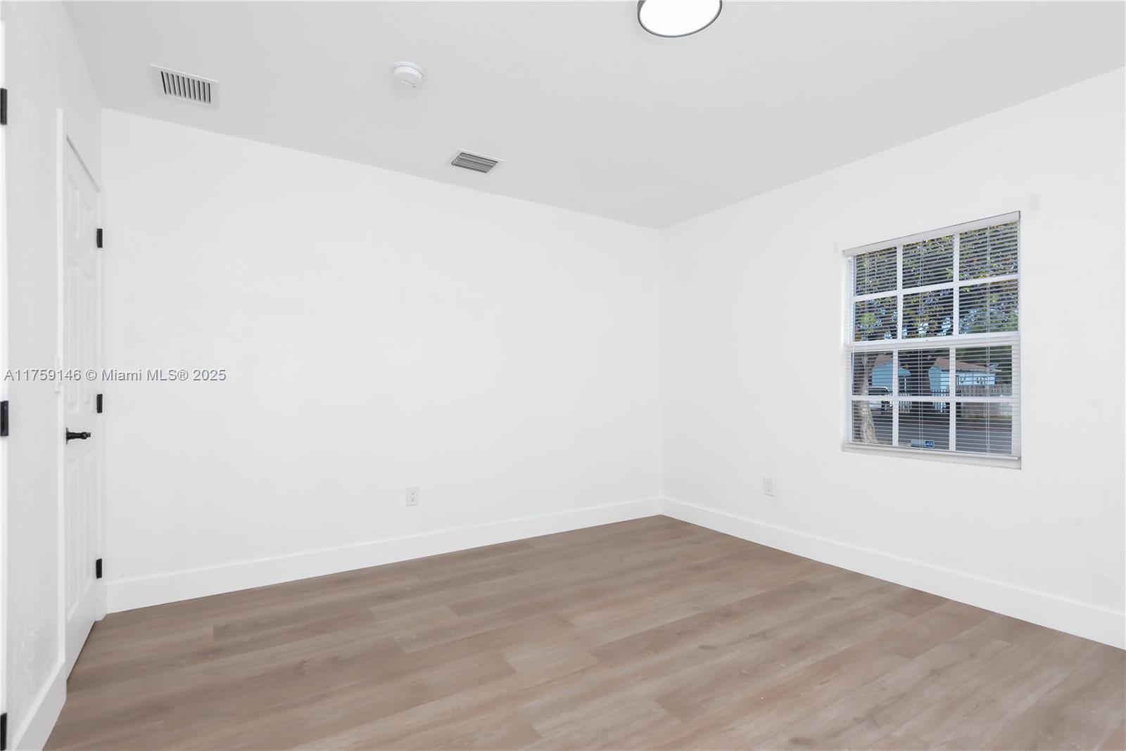 760 NW 125th St, North Miami, Florida image 31