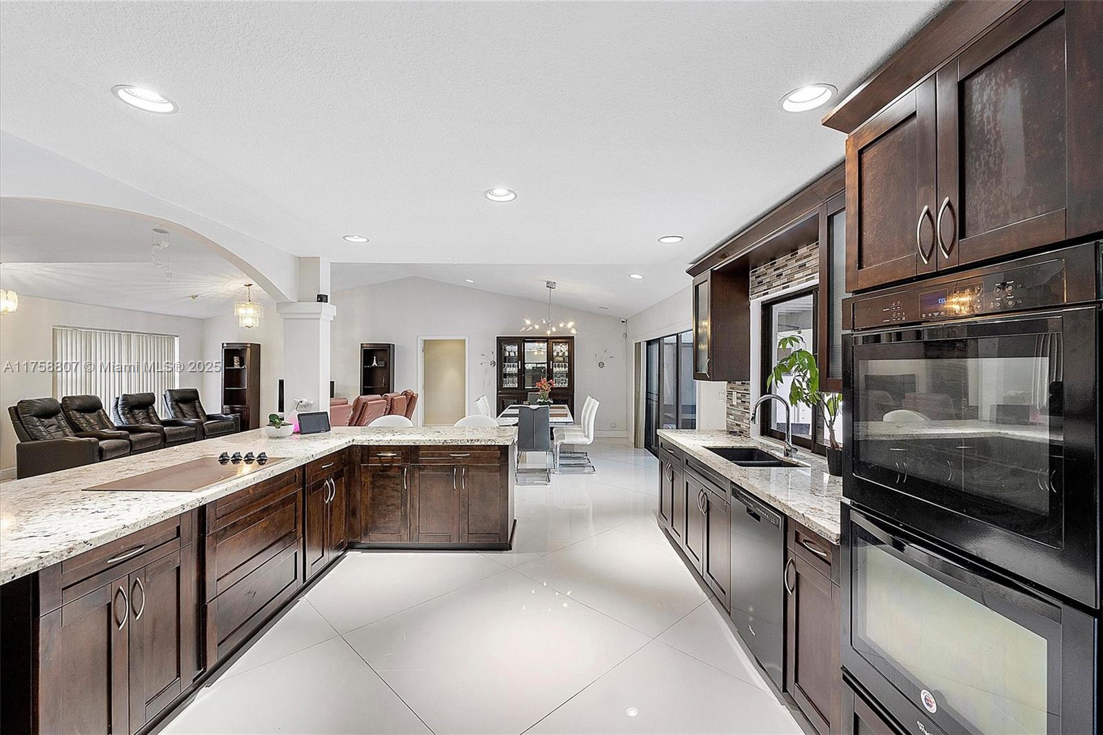 11085 NW 15th St, Coral Springs, Florida image 19