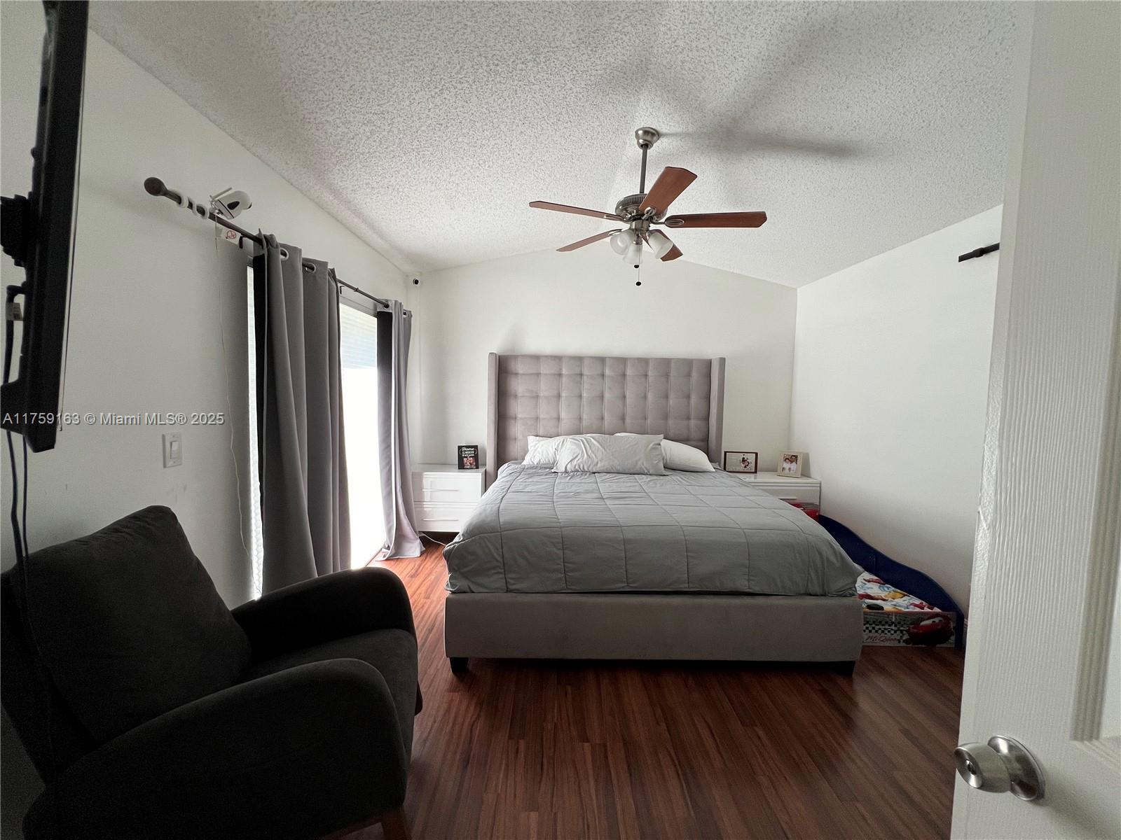 Listing Photo 28