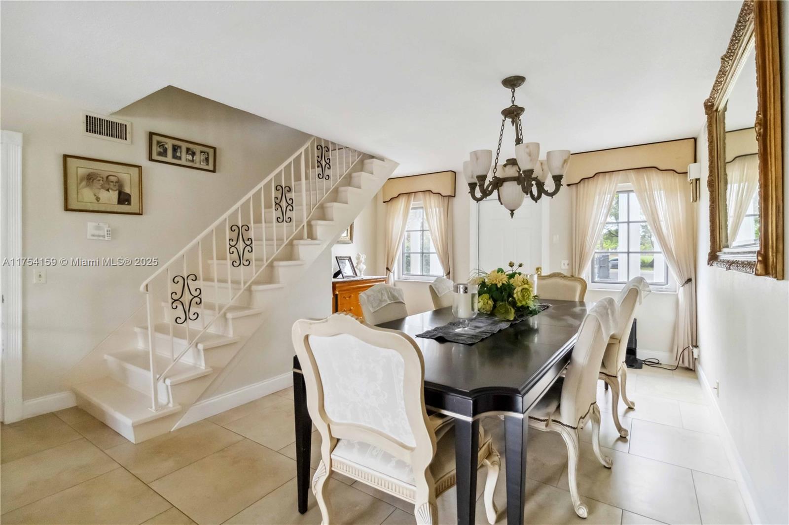 740 E Country Club Cir, Plantation, Florida image 14